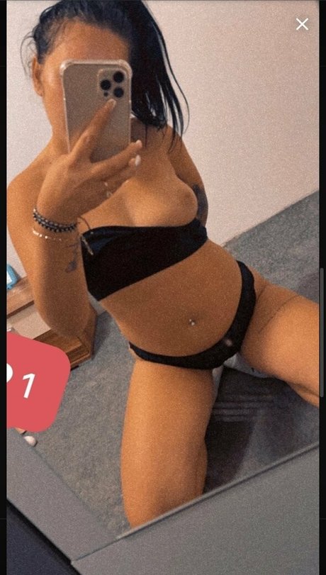 Naakte gelekte OnlyFans-foto van Onlyfansllmodels