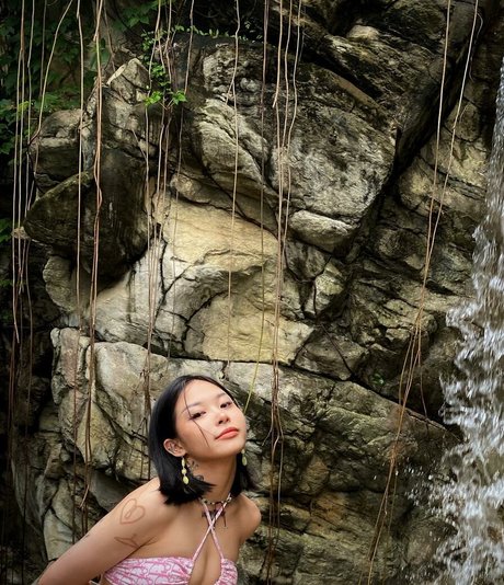 Naakte gelekte OnlyFans-foto van Ozarayau