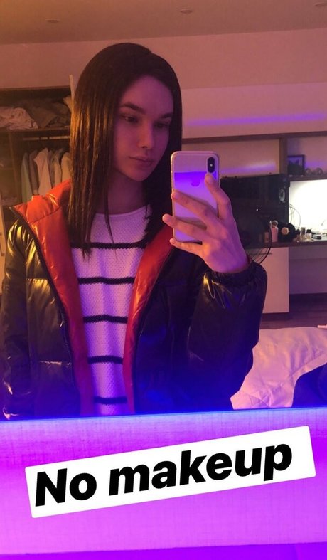 Naakte gelekte OnlyFans-foto van Sweetladycola