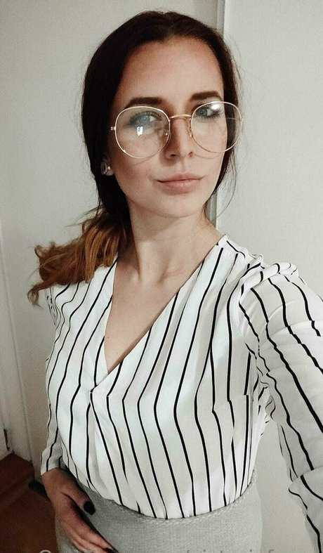 Naakte gelekte OnlyFans-foto van Victoriafame