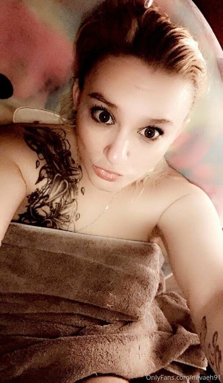 Naakte gelekte OnlyFans-foto van Barbie6996