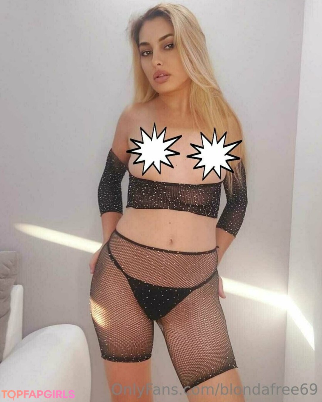 Naakte gelekte OnlyFans-foto van Blondafree69 #87 Naakte gelekte OnlyFans-foto van Blondafree69 #87