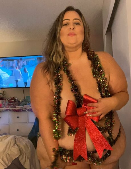 Naakte gelekte OnlyFans-foto van Ssbbwamber