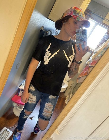 Ladyjayyy23