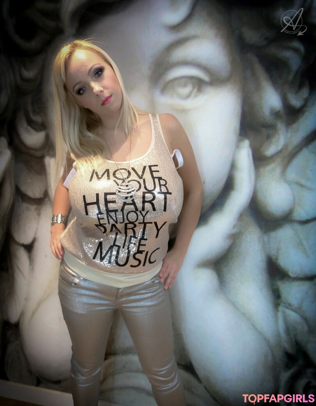 Naakte gelekte OnlyFans-foto van Agnetis Miracle #1213