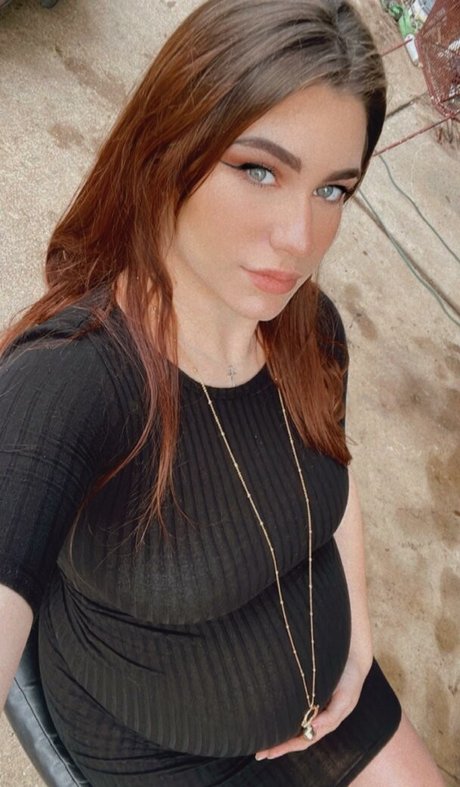 Naakte gelekte OnlyFans-foto van Xvodkacid