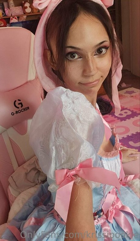 Naakte gelekte OnlyFans-foto van Krissi Pookie