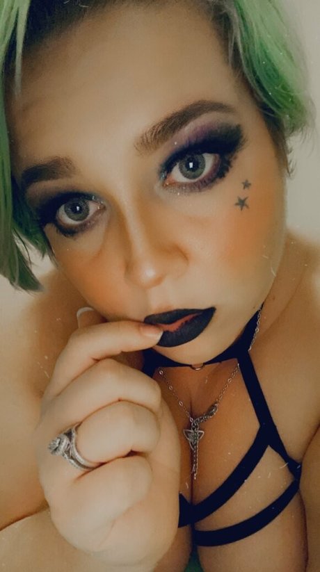 Unsupervised_housewife