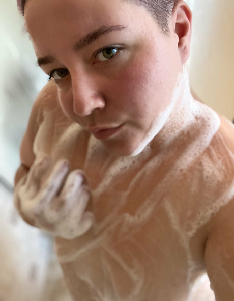 Unsupervised_housewife