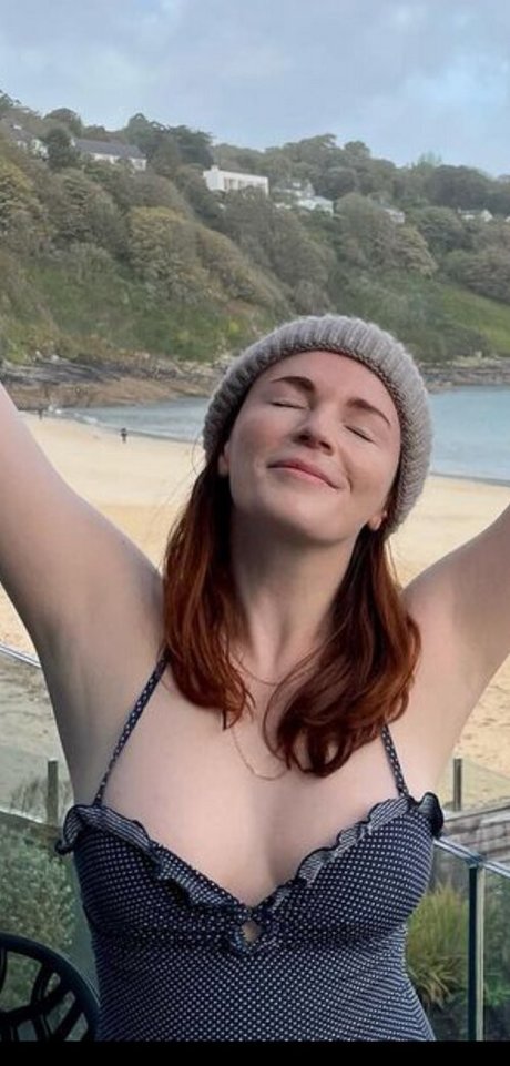 Aisling Bea
