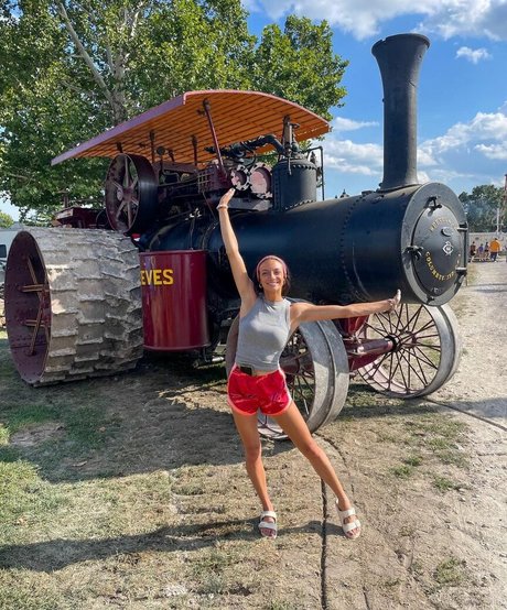 Thefarmergrayce