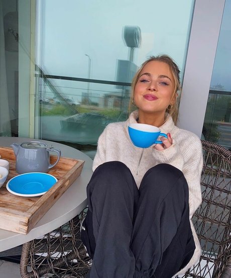 Anne Winters