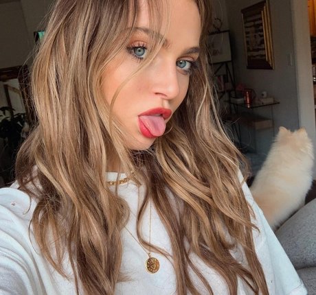 Anne Winters
