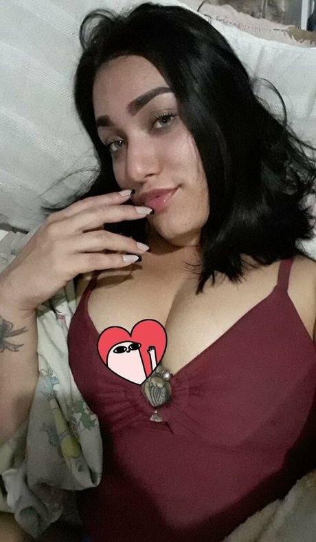 Naakte gelekte OnlyFans-foto van Anathalia Cristina