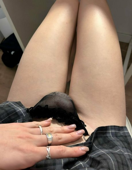 Naakte gelekte OnlyFans-foto van Beachytsgirl