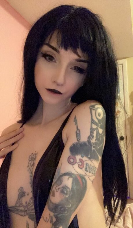 Naakte gelekte OnlyFans-foto van Rengekko Cosplay