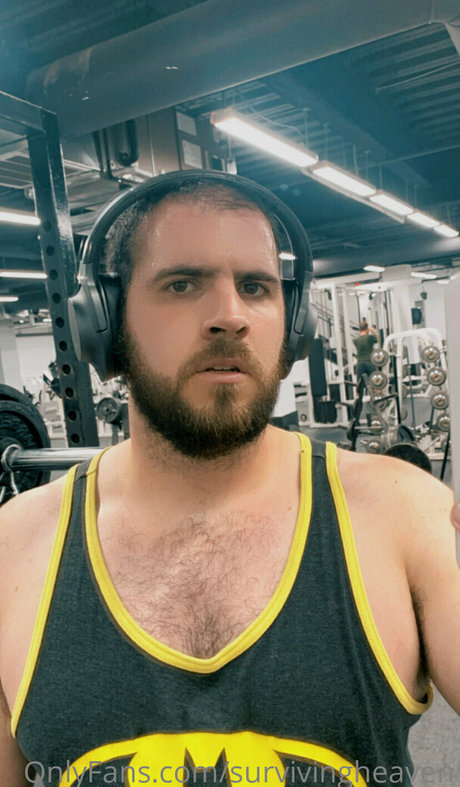 Naakte gelekte OnlyFans-foto van Survivingheaven