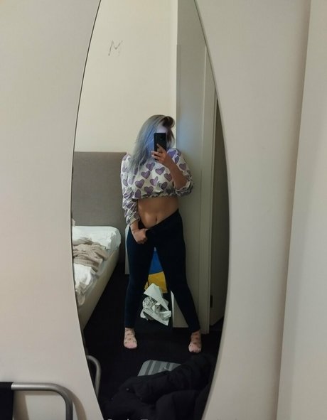 Naakte gelekte OnlyFans-foto van Missspacex
