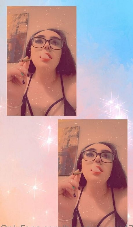 Naakte gelekte OnlyFans-foto van Hissexqueen4200