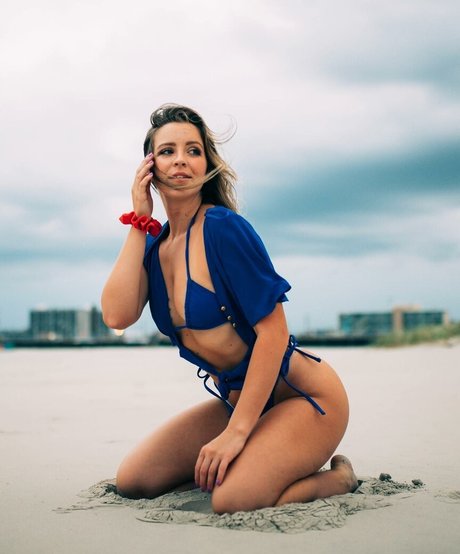 Sarah Senecal