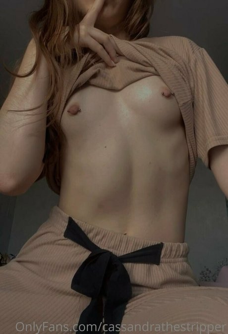 Naakte gelekte OnlyFans-foto van Panirozpusta
