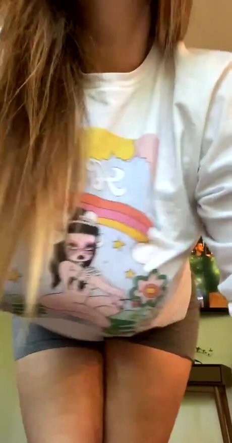 Naakte gelekte OnlyFans-foto van Leeanne