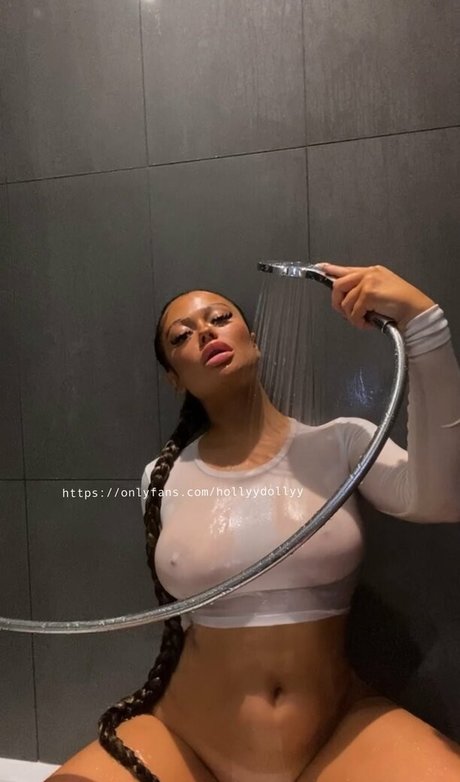 Naakte gelekte OnlyFans-foto van Hollyydollyy