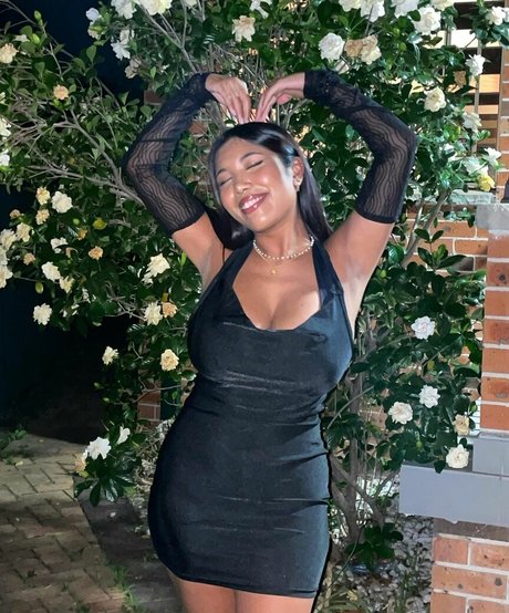 Naakte gelekte OnlyFans-foto van Wocprincess