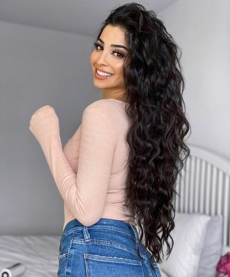 Elwa Saleh