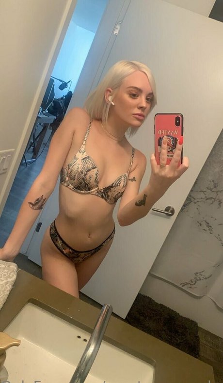 Courtneysmoke