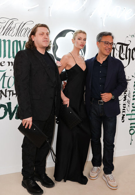 Naakte gelekte OnlyFans-foto van Stella Maxwell