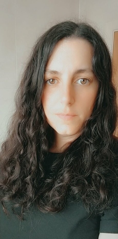 Naakte gelekte OnlyFans-foto van Piella Bakewell