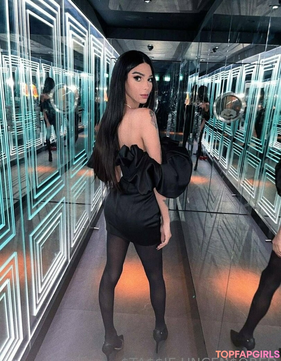 Naakte gelekte OnlyFans-foto van Stassieuncensored #92 Naakte gelekte OnlyFans-foto van Stassieuncensored #92