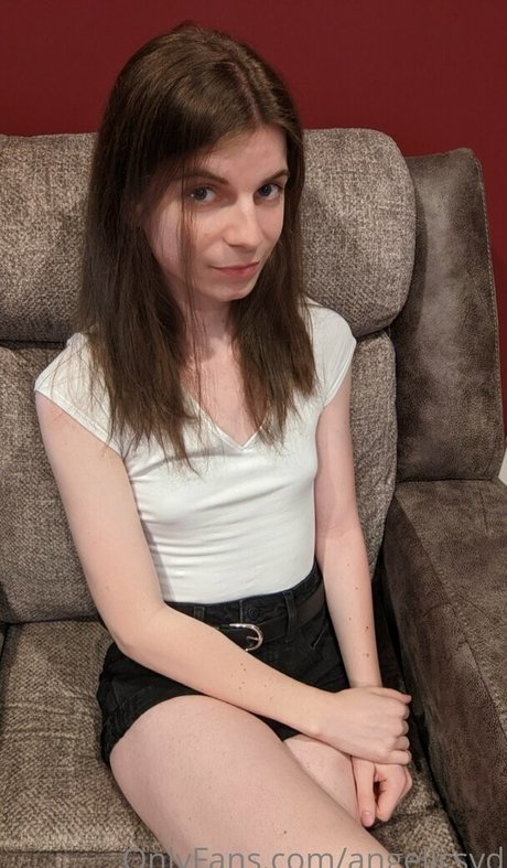 Naakte gelekte OnlyFans-foto van Angelicsyd