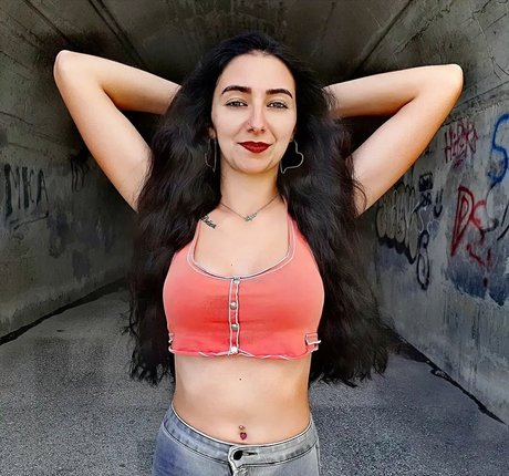 Naakte gelekte OnlyFans-foto van Sofia Morais