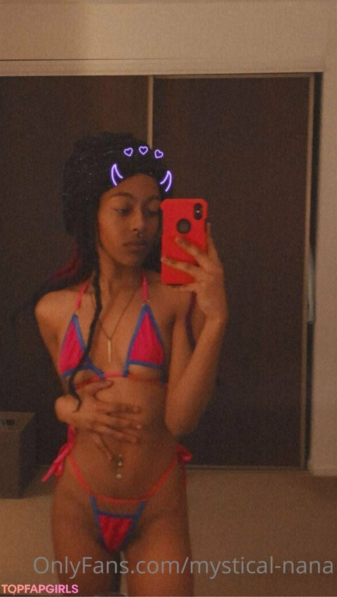 Naakte gelekte OnlyFans-foto van Mysticalnana #1 Naakte gelekte OnlyFans-foto van Mysticalnana #1