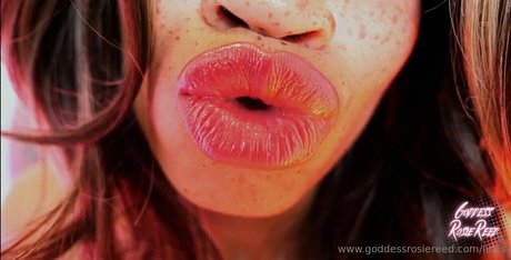 Goddessrosiereed