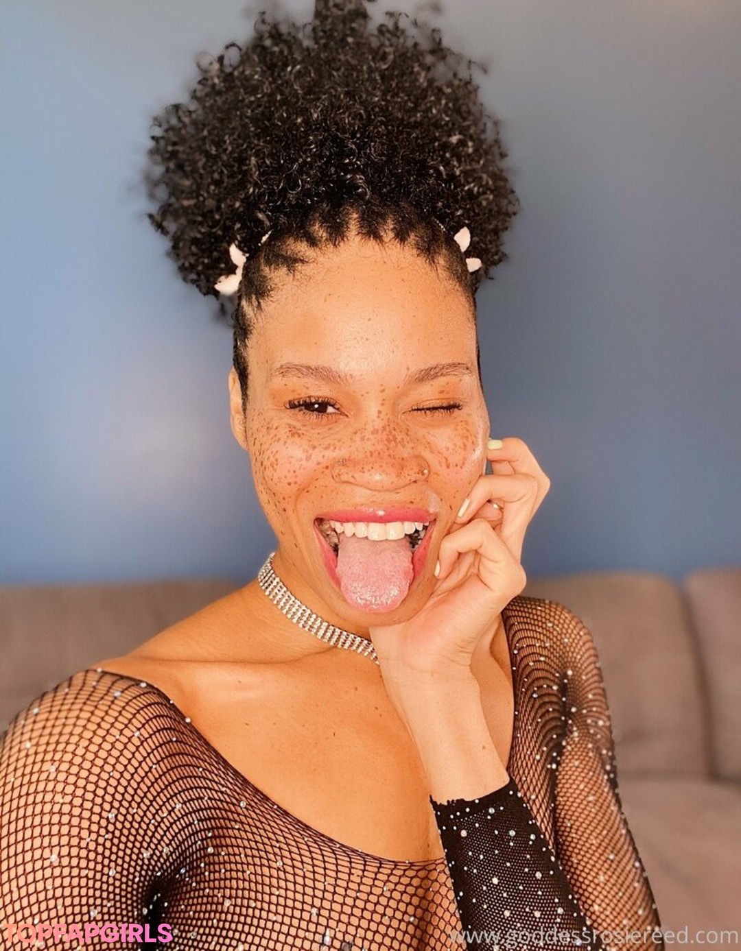 Naakte gelekte OnlyFans-foto van Goddessrosiereed #56 Naakte gelekte OnlyFans-foto van Goddessrosiereed #56