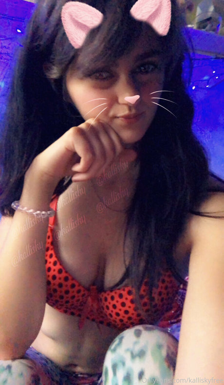 Naakte gelekte OnlyFans-foto van Kalliskyfree