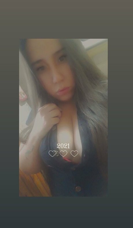 Naakte gelekte OnlyFans-foto van Babypiinkk