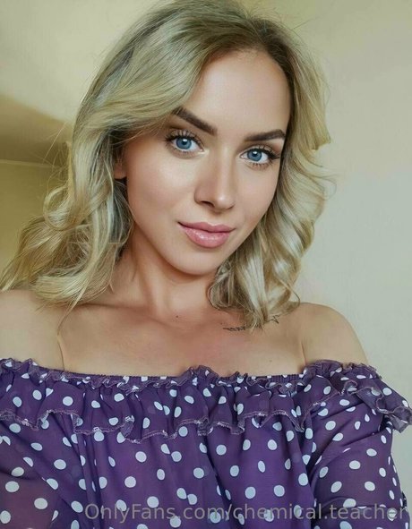 Naakte gelekte OnlyFans-foto van Stefania