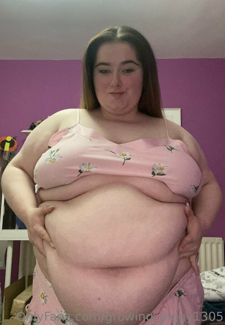 Growingpiggy1305