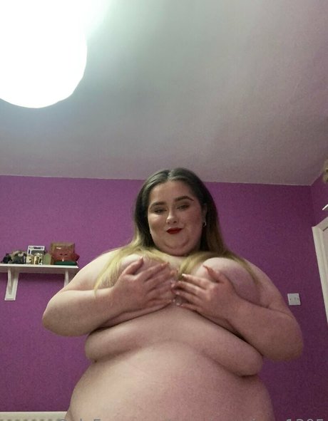 Growingpiggy1305