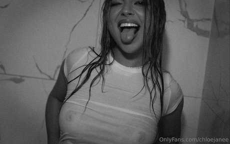 Chloejanee