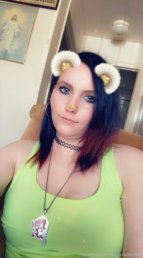 Naakte gelekte OnlyFans-foto van Barrelbabe2020