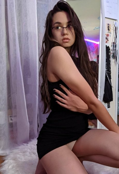 Naakte gelekte OnlyFans-foto van Kqsiren