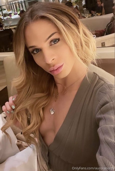 Naakte gelekte OnlyFans-foto van Auroranorth