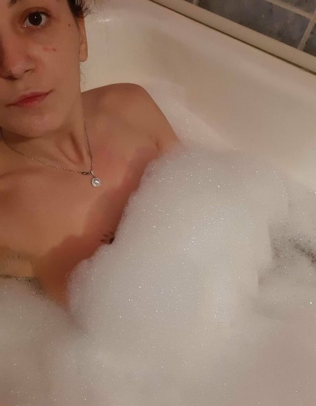 Naakte gelekte OnlyFans-foto van Evabanefree