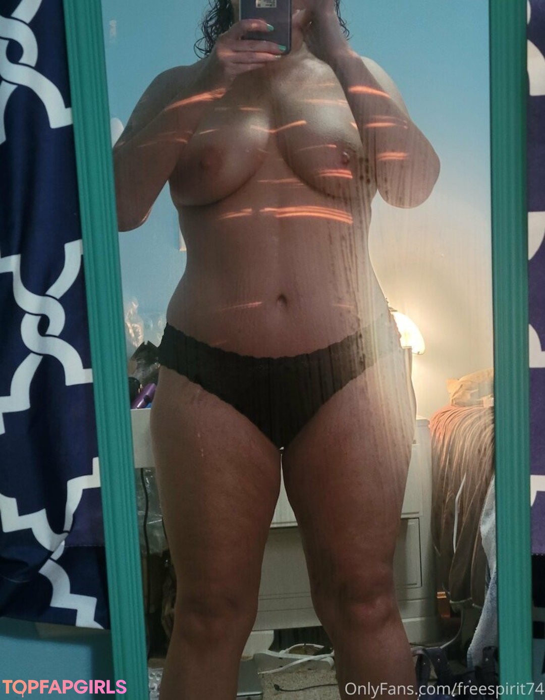 Naakte gelekte OnlyFans-foto van Gingerhippie74 #4 Naakte gelekte OnlyFans-foto van Gingerhippie74 #4