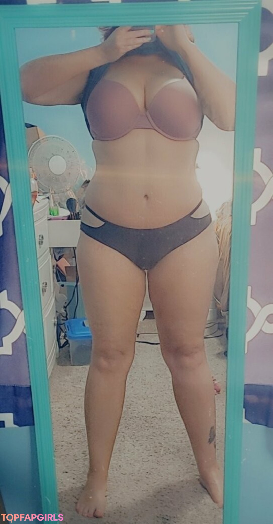 Naakte gelekte OnlyFans-foto van Gingerhippie74 #52 Naakte gelekte OnlyFans-foto van Gingerhippie74 #52